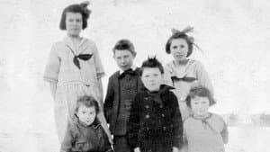 My Ancestors Were Rogues and Murderers — foto 1