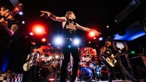 Sum 41 live in the Helpful Honda Sound Space at KROQ, Los Angeles, CA, USA — foto 2