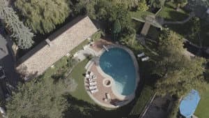 Maisons et hôtels de légende - Moulin de Dannemois, le jardin secret de Claude François — foto 1