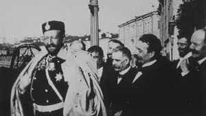 Officiers russes attachés au président et journalistes — foto 1