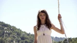 I Believe in Unicorns — foto 1