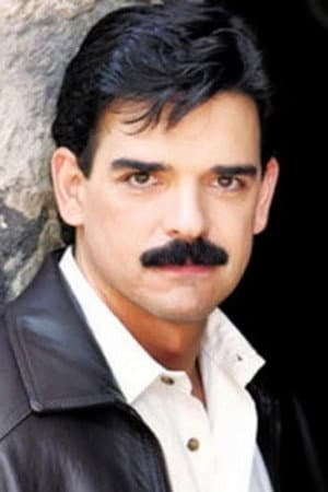 José Llamas
