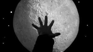 Captain Bartleby Loves the Moon — foto 1