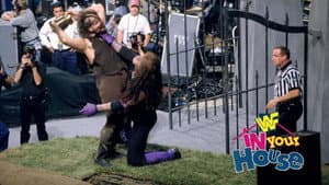 WWE In Your House 11: Buried Alive — foto 3