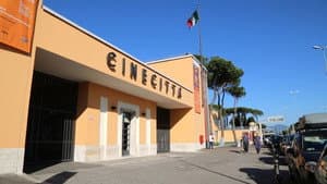 Cinecittà - Roma — foto 1
