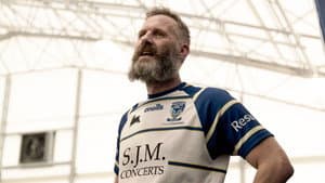 Adam Hills: Take His Legs — foto 1