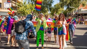 Country Town Pride — foto 1