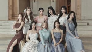 fromis_9's Summer Night — foto 1