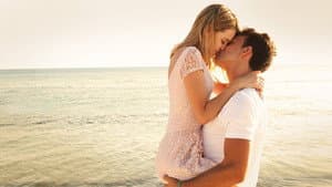 Love at First Kiss — foto 2
