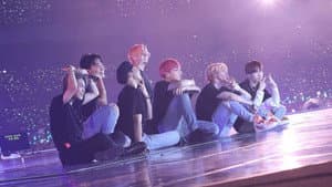 BTS World Tour: Love Yourself in Asia — foto 1