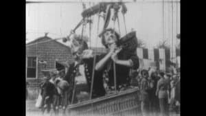 The Unusual Honeymoon — foto 2