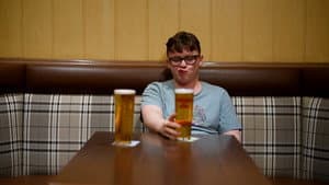 A Drink Between a Father and his Son — foto 1
