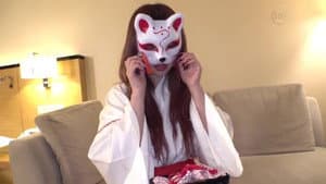 【甘Sな仮面巨乳】妖艶な雰囲気の和装美女に責められる！搾乳手コキ→特大パイズリで搾り取られる！ローションをたっぷり塗ったすけべボディにピストン連打！がっつり中出し後も連戦セックス！！ — foto 1
