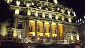 Live From Her Majesty's — foto 1