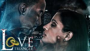 Love Triangle — foto 1