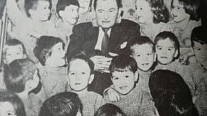 Vrijgezel met 40 kinderen — foto 2