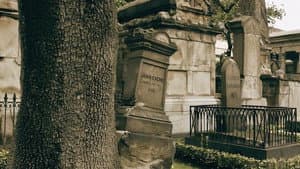 Susurros del Panteón — foto 1