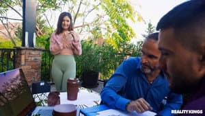 Teens Love Huge Cocks 68 — foto 1