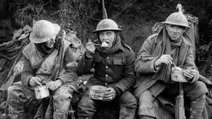 The Official Story of the British Army — foto 1