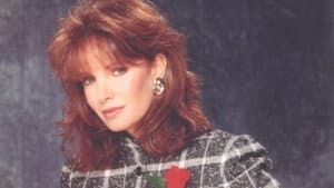 Christine Cromwell — foto 1