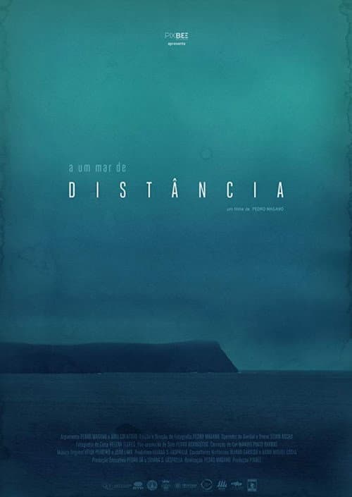 A Um Mar de Distância